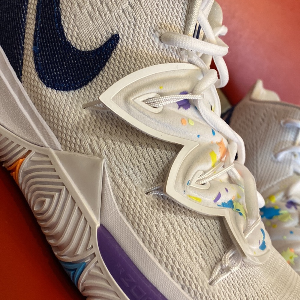 Nike Kyrie 5 “Have a Nike Day” - Picture 8 of 13